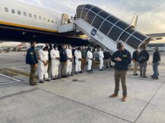 6 Nigerian Nationals Extradited From Cape Town to the US to face wire fraud Charges 😳😳😳 6 Nigerian Nationals Extradited From Cape Town to the US